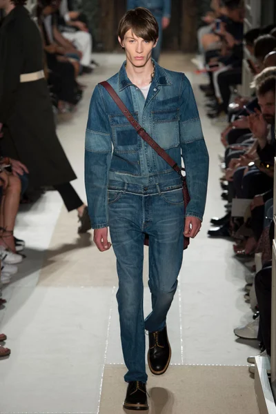 Look 33